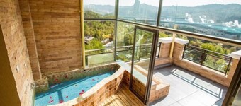 Qianshan Yihao Villa