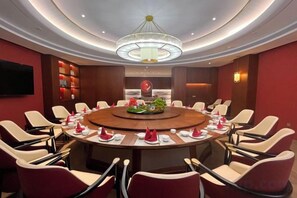 Unclassified image, 4 of 31, button - Chengcheng Huayuan Building (Chengcheng)