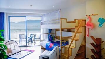 Cots/infant beds