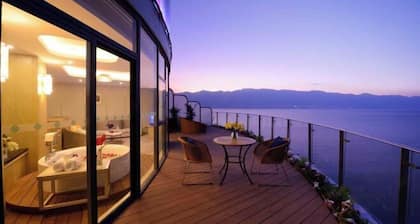 Wei Select Hotel