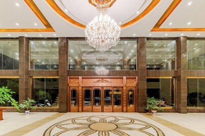 Xinyu Donghu Four Seasons Hotel