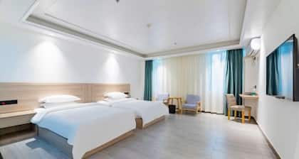AN Hotel