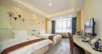 Jianghua Yunlong Convenient Hotel