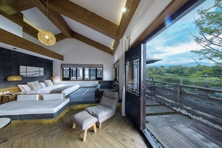 Room. Yunyi Hot Spring Zangpin Inn