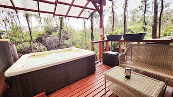 Bain à remous extérieur
