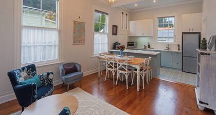 Villa Cambria - Where Tranquility meets Modern Comfort in Nelson's Heart