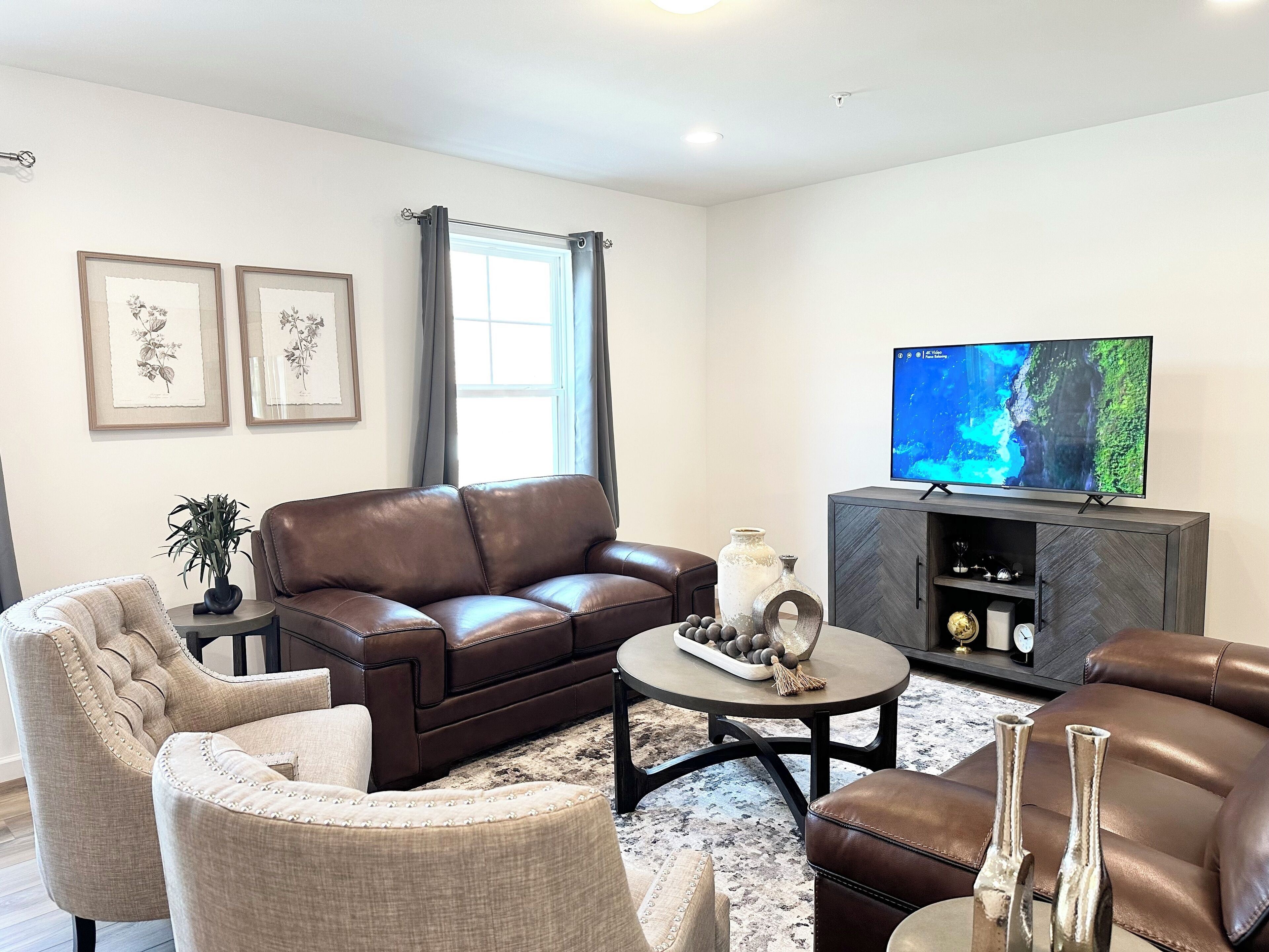 New Luxurious Townhome in Reading, Near Lancaster, and Philadelphia 