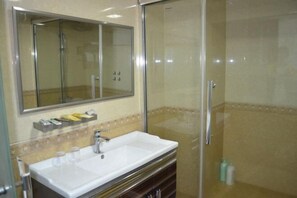 Bathroom - Kangchao Hotel, Yueqing (Yueqing)
