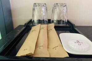 Bathroom amenities - Yirui Spring and Autumn Inn (Jianshui Ancient City Zhujia Garden Branch) (Jianshui)