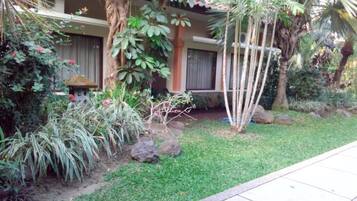 Khuôn viên nơi lưu trú