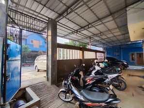 Hiên
