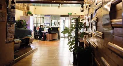 Longhua Hotel (West Ring Road