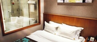 Dalian yuanfeng hotel