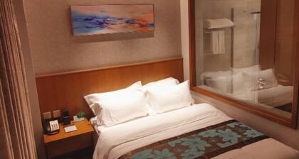Dalian yuanfeng hotel