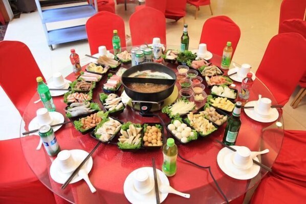 Dining - Jmunai Tourist Hotel (Jeminay)