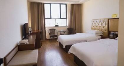 Jmunai Tourist Hotel