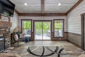 Interior - Oasis at Barkley - Oasis at Barkley (Cadiz)