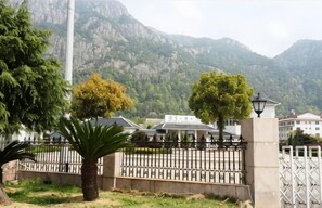 Property grounds - Xinyue Inn (Yueqing)