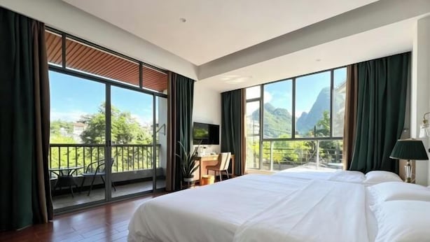 Unclassified image, 1 of 107, button - Linger House (Yangshuo)
