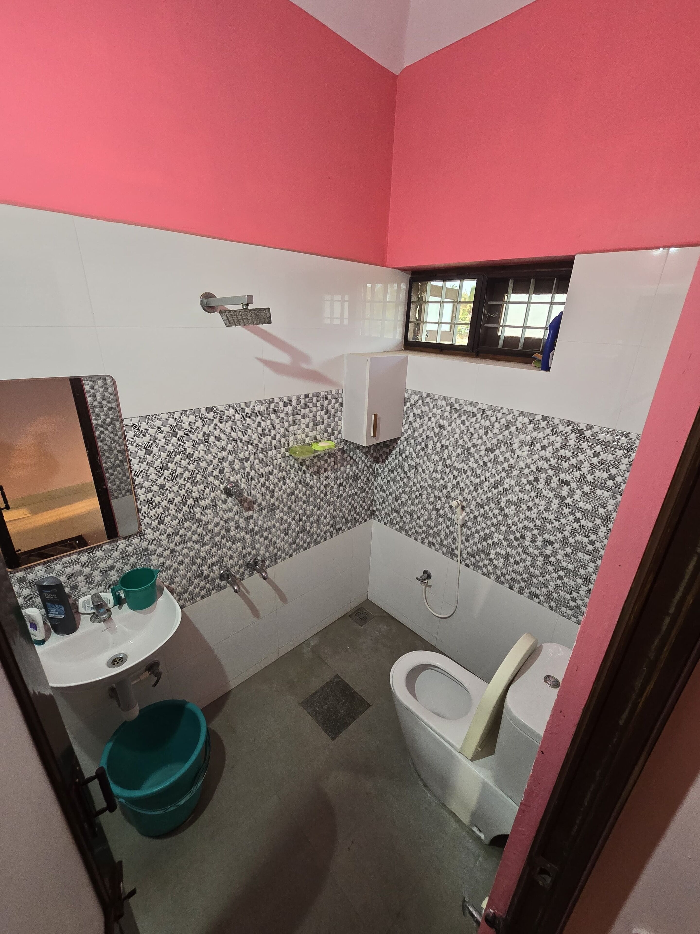 シャワー、タオル