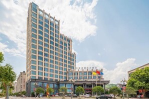 Exterior - Hualong Golden Key Hotel (Songxi)