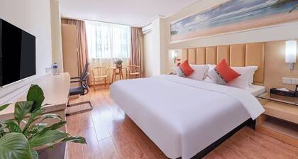 Red Lantern Traders Hotel