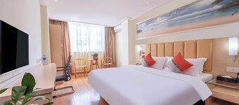 Red Lantern Traders Hotel