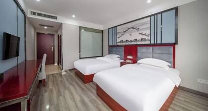Pinyi Hotel (Hefei Fanhua Avenue Zhonghuancheng)