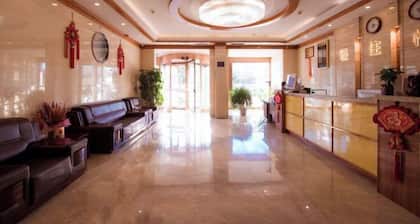 Qingzhu Yuexiang Hotel (Tangshan Yutian Bus Station)