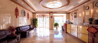 Qingzhu Yuexiang Hotel (Tangshan Yutian Bus Station)