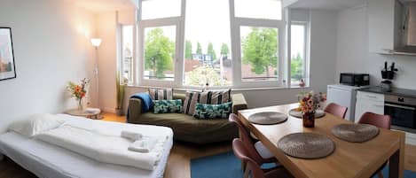 2 Schlafzimmer, Reisekinderbett, WLAN, Bettwäsche