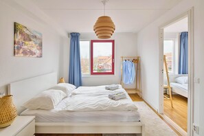 2 habitaciones, cuna de viaje, wifi y ropa de cama