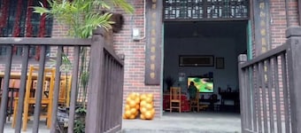 Yongzhou Ancient Village Inn