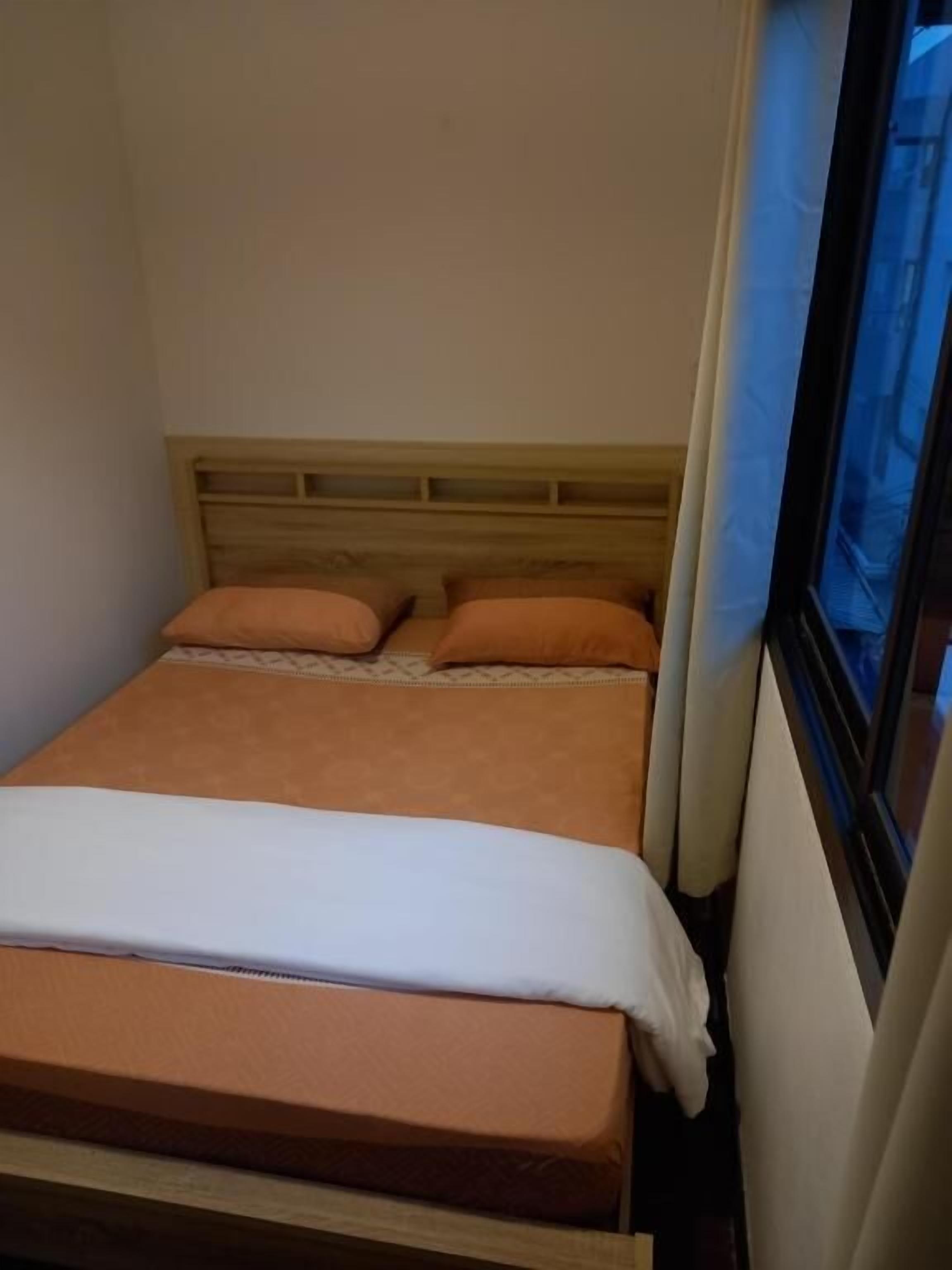 Wi-Fi gratuit, draps fournis