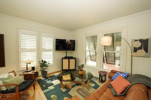 Téléviseur, bureau