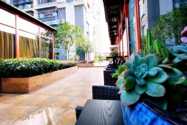 Terrace/patio - Junchen Business Hotel (Chongqing)