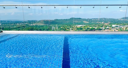 Menlyn Maine Residence king sized bed studio - Central Park