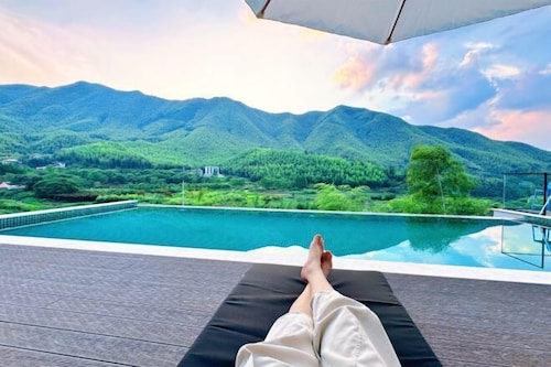 Anji Dongsha Lake Farm Stay