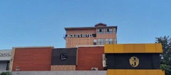 Reddoorz @ Jackies Hotel & Restaurant