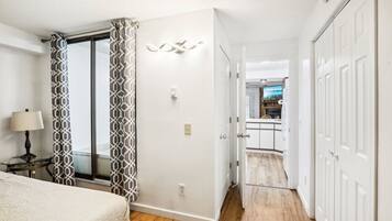 1 soverom, strykejern/-brett, wi-fi og sengetøy