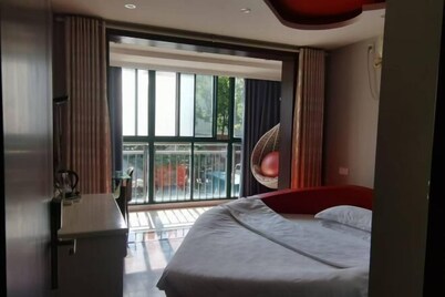 Yancheng Xinyue Theme Hotel (Jiangsu Vocational College of Medicine Kangleyuan Branch)