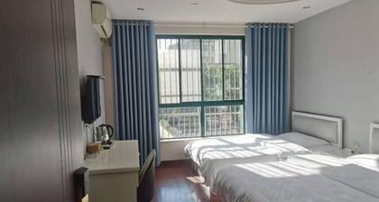 Yancheng Xinyue Theme Hotel (Jiangsu Vocational College of Medicine Kangleyuan Branch)