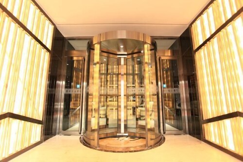 PRETTY BANK HOTEL