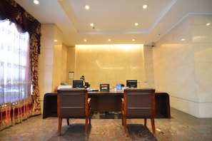 Unclassified image, 2 of 32, button - Jinyuwan Hotel (Dalian)