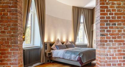 Ferienwohnung Wasserturm 'Erstes Obergeschoss'Parksicht