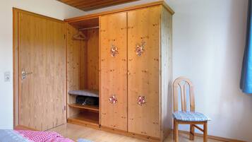 1 habitación, wifi gratis y ropa de cama
