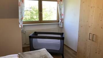 2 Schlafzimmer, Bügeleisen/Bügelbrett, kostenloses WLAN, Bettwäsche