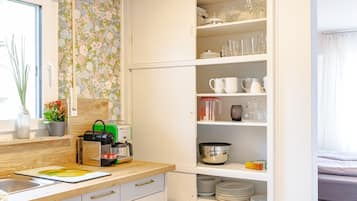 Kühlschrank, Ofen, Herdplatte, Geschirrspüler