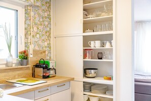 Refrigerador, horno, placa de cocina, lavavajillas