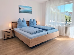 2 chambres, fer et planche à repasser, Wi-Fi gratuit, draps fournis